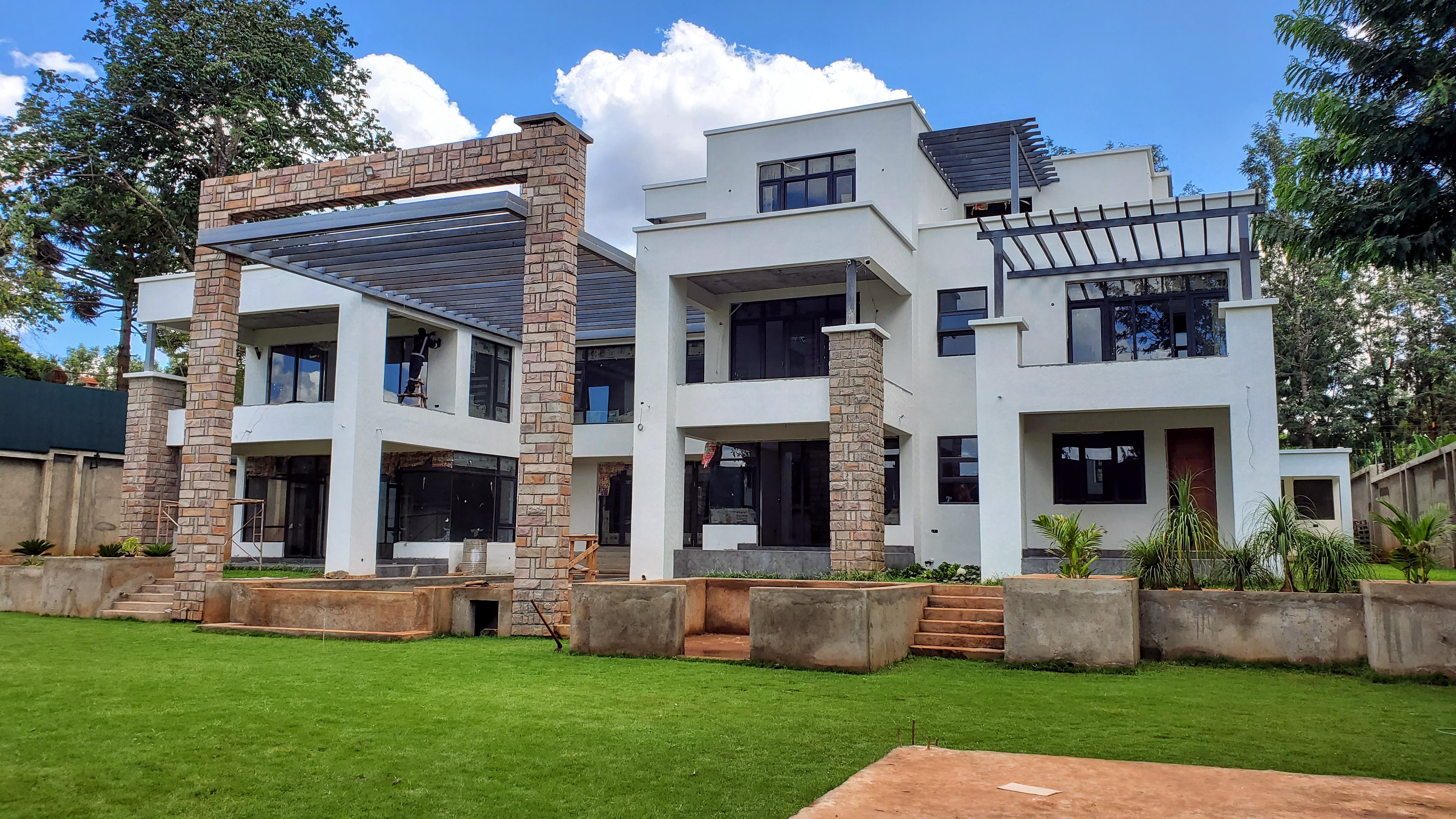 Architecture & Interior Design